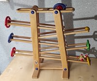 Kugelbahn aus Holz Kinderspielzeug @ BiJu